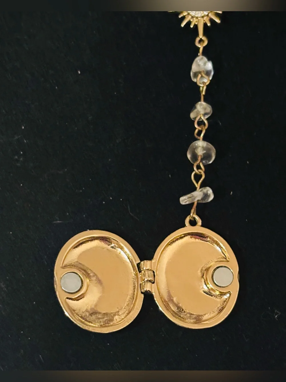 Gold-Tone & Quartz Crystal Lariat Y Style Necklace with Locket Charm ✨